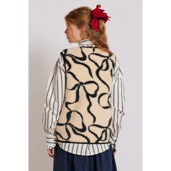 Free People Damson Madder UK 10 US 6 Marta Borg Gilet Bow Vest Teddy Black New - Picture 2 of 16